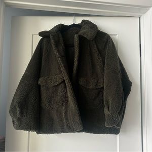 Dropped shoulder sherpa jacket